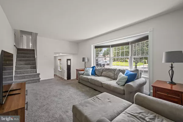 Cherry Hill, NJ 08002,98 KNOLLWOOD DR