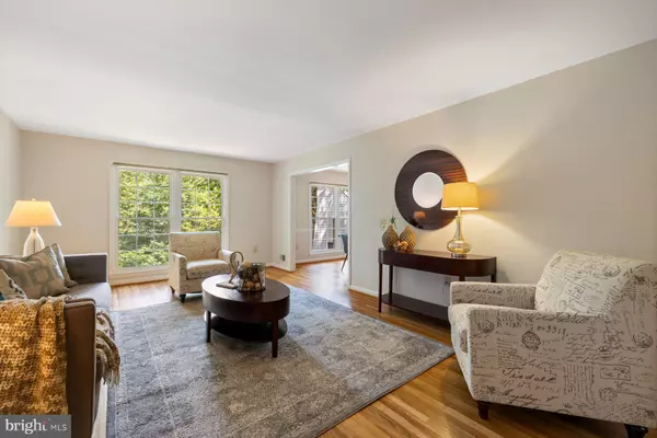 Mclean, VA 22102,7710 HUNTMASTER LN