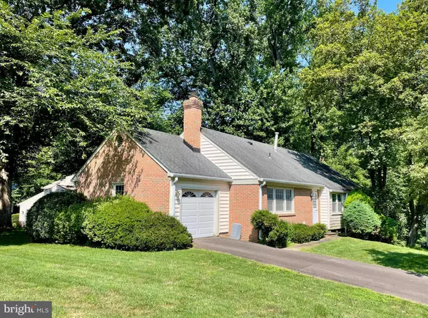 Mclean, VA 22102,7710 HUNTMASTER LN