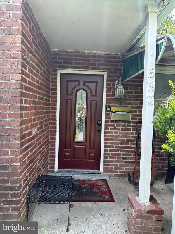 Philadelphia, PA 19116,682 RENNARD ST