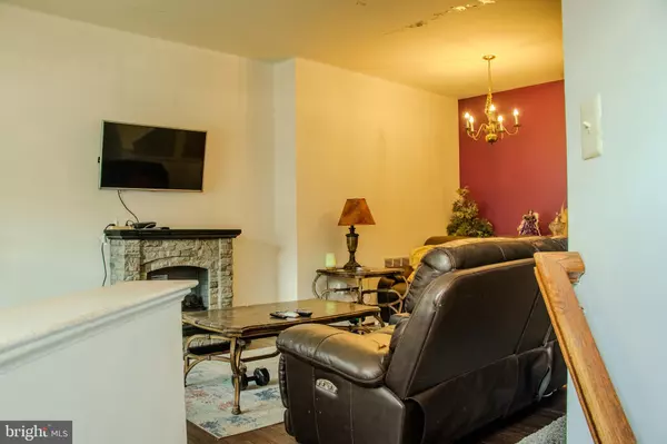 Odenton, MD 21113,1552 FALLING BROOK CT