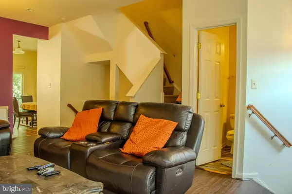 Odenton, MD 21113,1552 FALLING BROOK CT