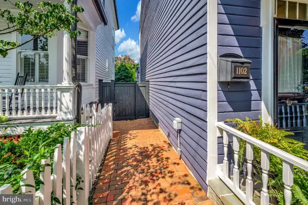 Fredericksburg, VA 22401,1102 PRINCE EDWARD ST
