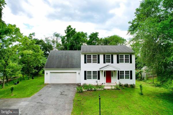 25 KILLINGER RD, Etters, PA 17319