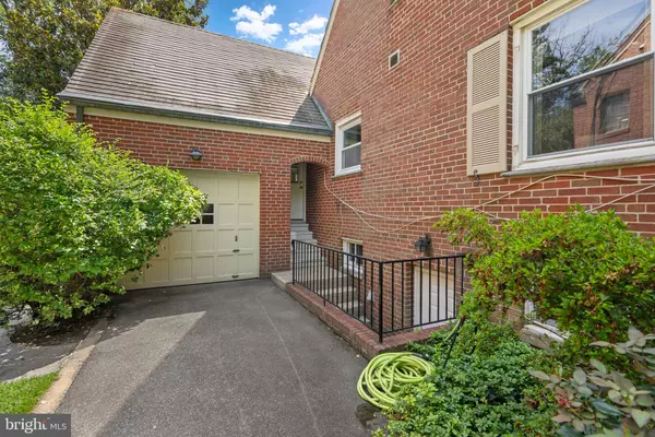 University Park, MD 20782,4314 CLAGETT RD