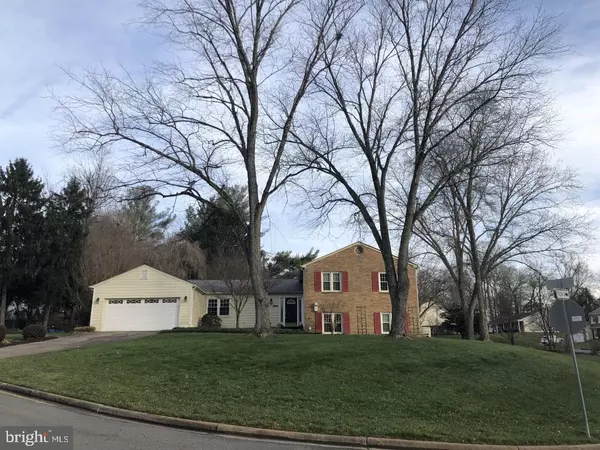 Vienna, VA 22182,9711 CINNAMON CREEK DR