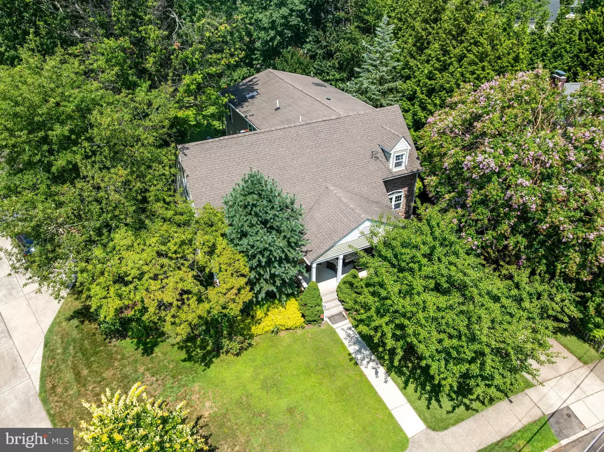 Haddonfield, NJ 08033,279 CRYSTAL TER