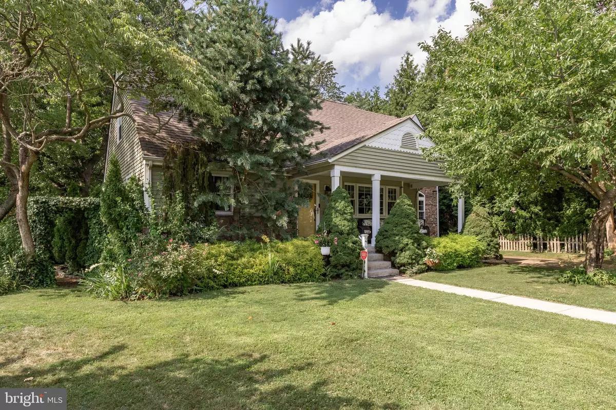 Haddonfield, NJ 08033,279 CRYSTAL TER