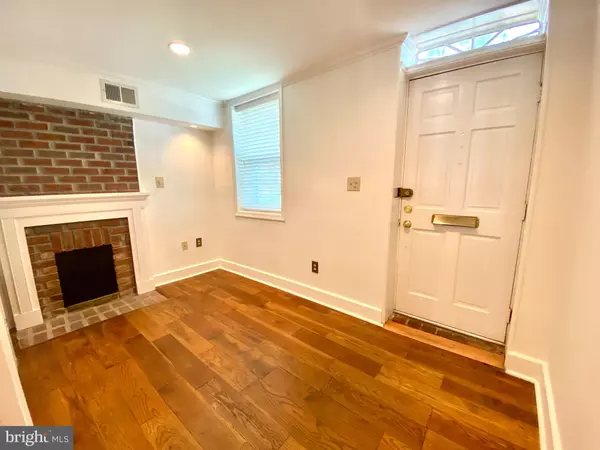 Alexandria, VA 22314,902 FRANKLIN ST