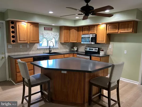 Linwood, PA 19061,1529 BEALE ST