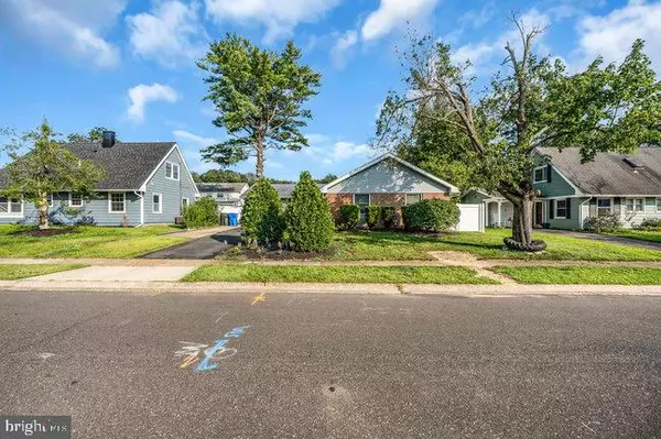 Willingboro, NJ 08046,14 BUXMONT LN
