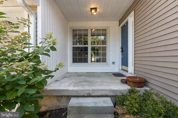 Phoenixville, PA 19460,140 LEWISVILLE CT #3304