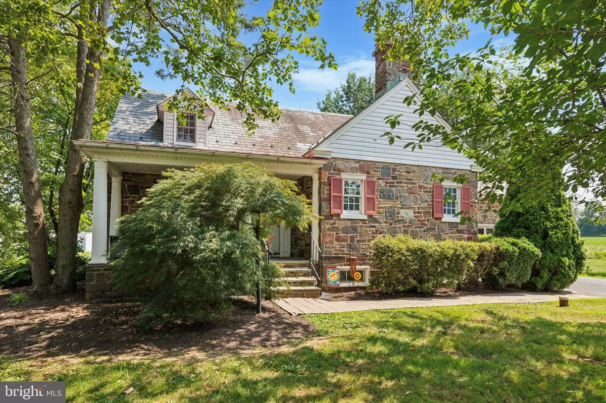 Perkasie, PA 18944,423 DEEP RUN RD