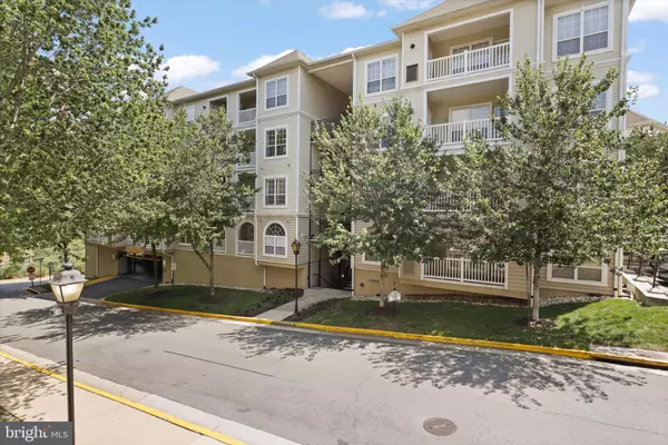 Alexandria, VA 22311,4550 STRUTFIELD LN #2122