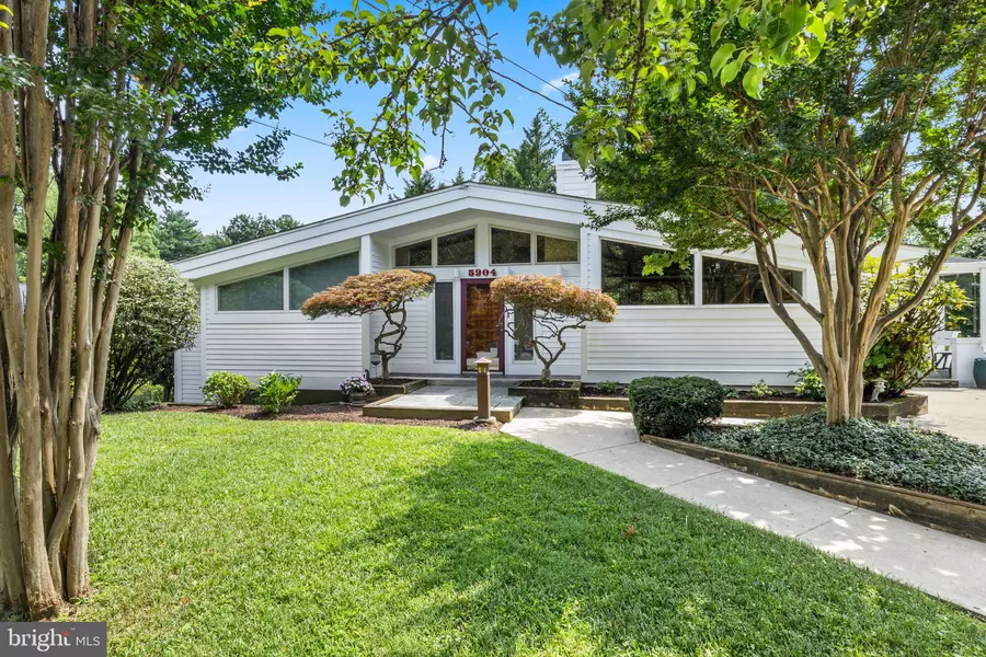 5904 GROSVENOR LN, Bethesda, MD 20814