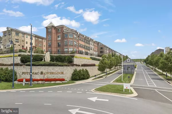 Oxon Hill, MD 20745,502 WINDBOARD WAY