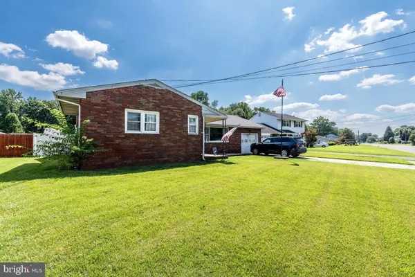 Gibbstown, NJ 08027,88 MEMORIAL AVE