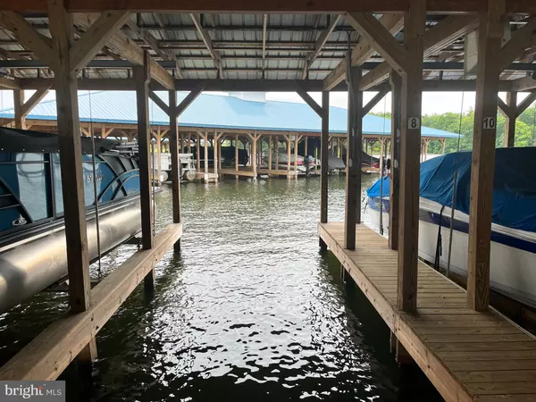 Mineral, VA 23117,647 FAIRVIEW DR