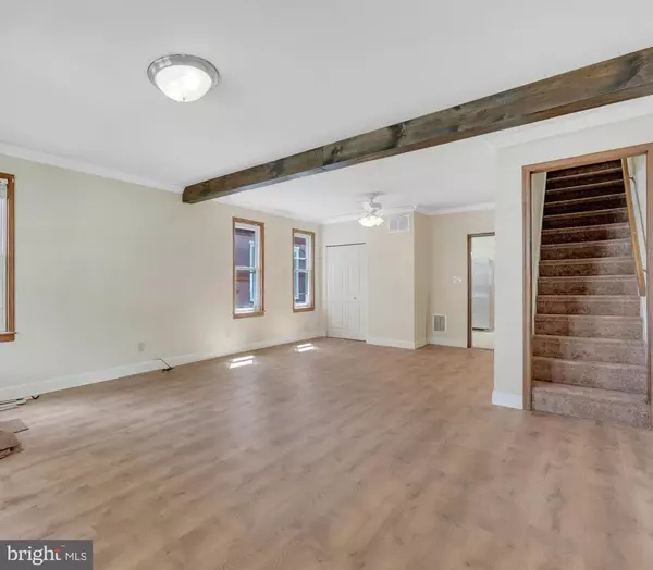 Riverside, NJ 08075,114 DELAWARE AVE