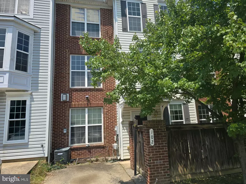 102 ROYAL BONNET PL, Frederick, MD 21702