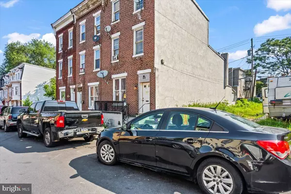 25 EVERGREEN ST, Harrisburg, PA 17104