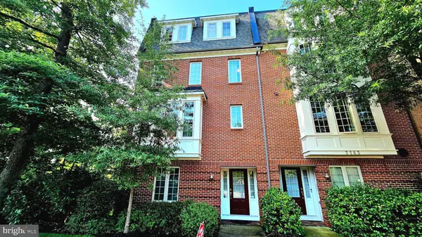 3141 BLUE BARN WAY, Fairfax, VA 22031