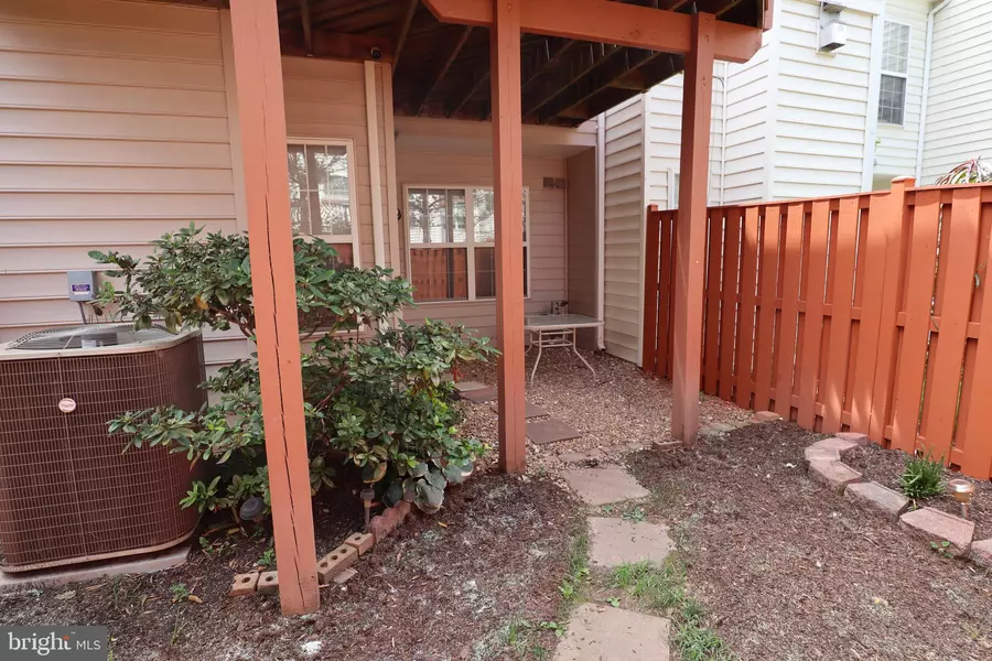 21319 VICTORIAS CROSS TER, Ashburn, VA 20147