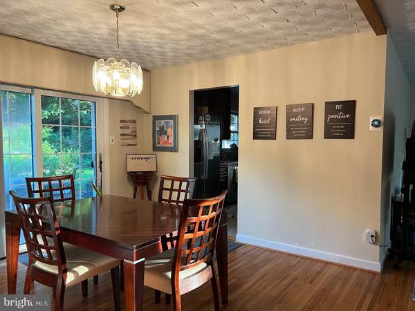 Springfield, VA 22152,7111 GALGATE DR