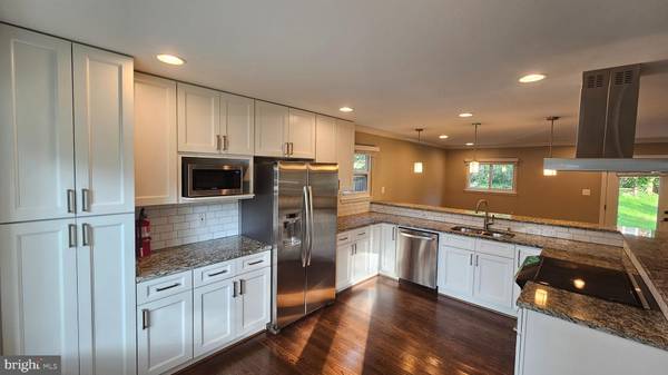 Rockville, MD 20852,1037 BRICE RD