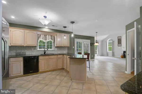 Medford, NJ 08055,27 SADDLER DR
