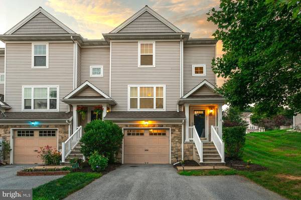 111 RED MAPLE LN, Mountville, PA 17554