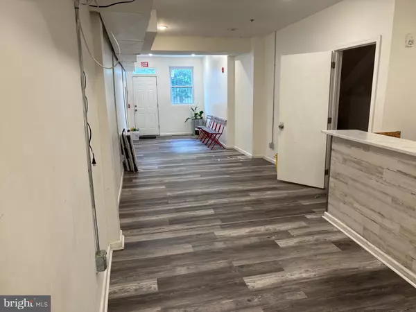 Philadelphia, PA 19122,401-3 W NORRIS ST