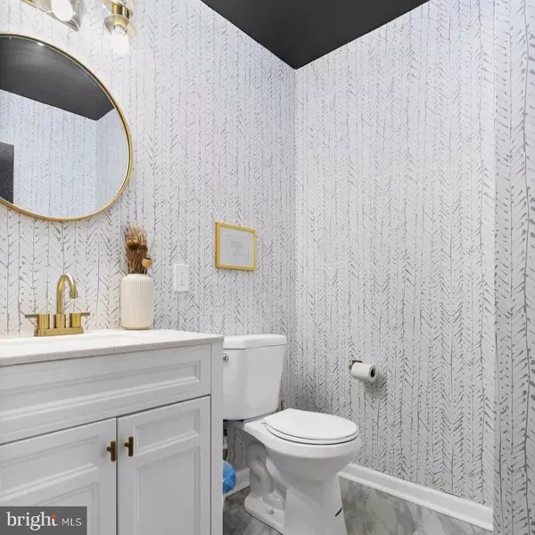 Baltimore, MD 21217,816 NEWINGTON AVE