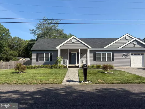 237 LAKESIDE DR, Tuckerton, NJ 08087