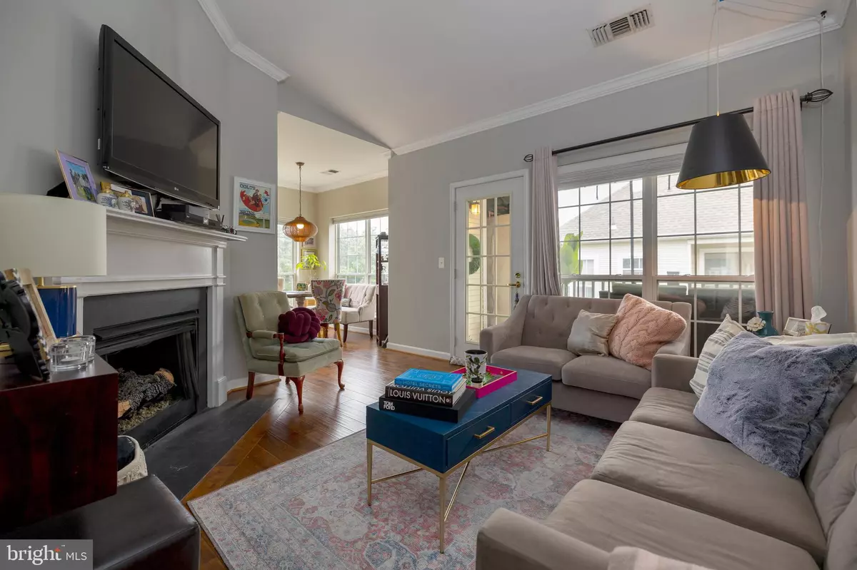 Alexandria, VA 22311,4561 STRUTFIELD LN #3405