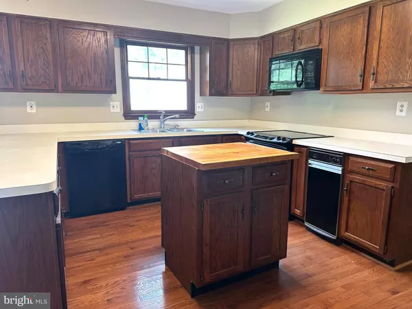 Fort Washington, MD 20744,502 CASTLERAY CIR