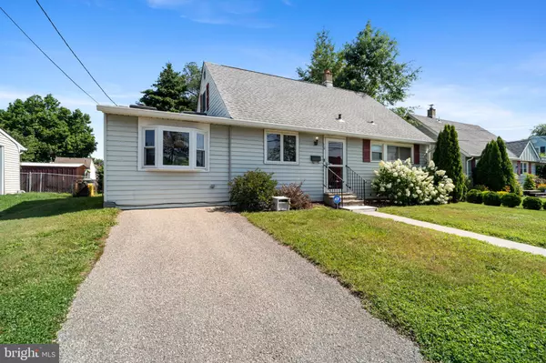 Hamilton, NJ 08690,16 ALBEMARLE RD