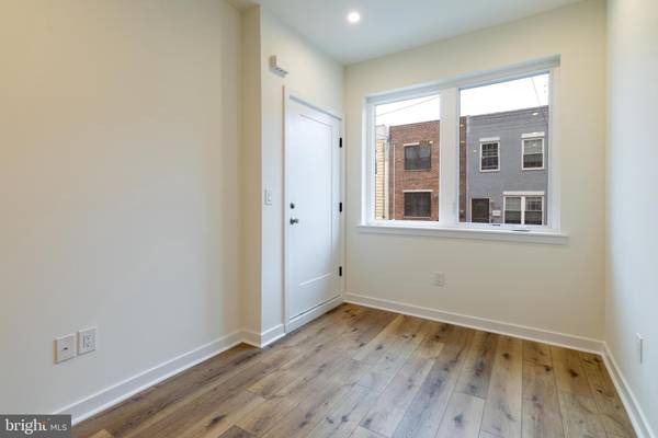 Philadelphia, PA 19145,2342 MOORE ST