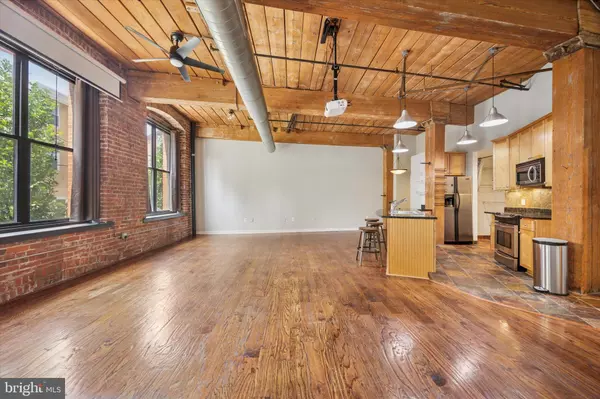 Philadelphia, PA 19123,1147-53 N 4TH ST #2E