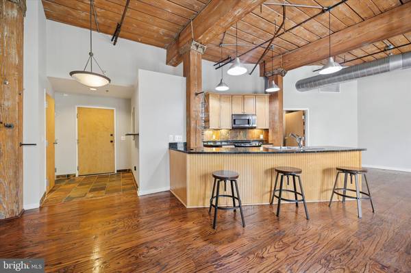 Philadelphia, PA 19123,1147-53 N 4TH ST #2E