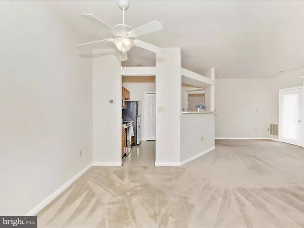 Frederick, MD 21701,8203 BLUE HERON DR #1D