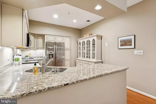 Annapolis, MD 21401,2707 SUMMERVIEW WAY #7201