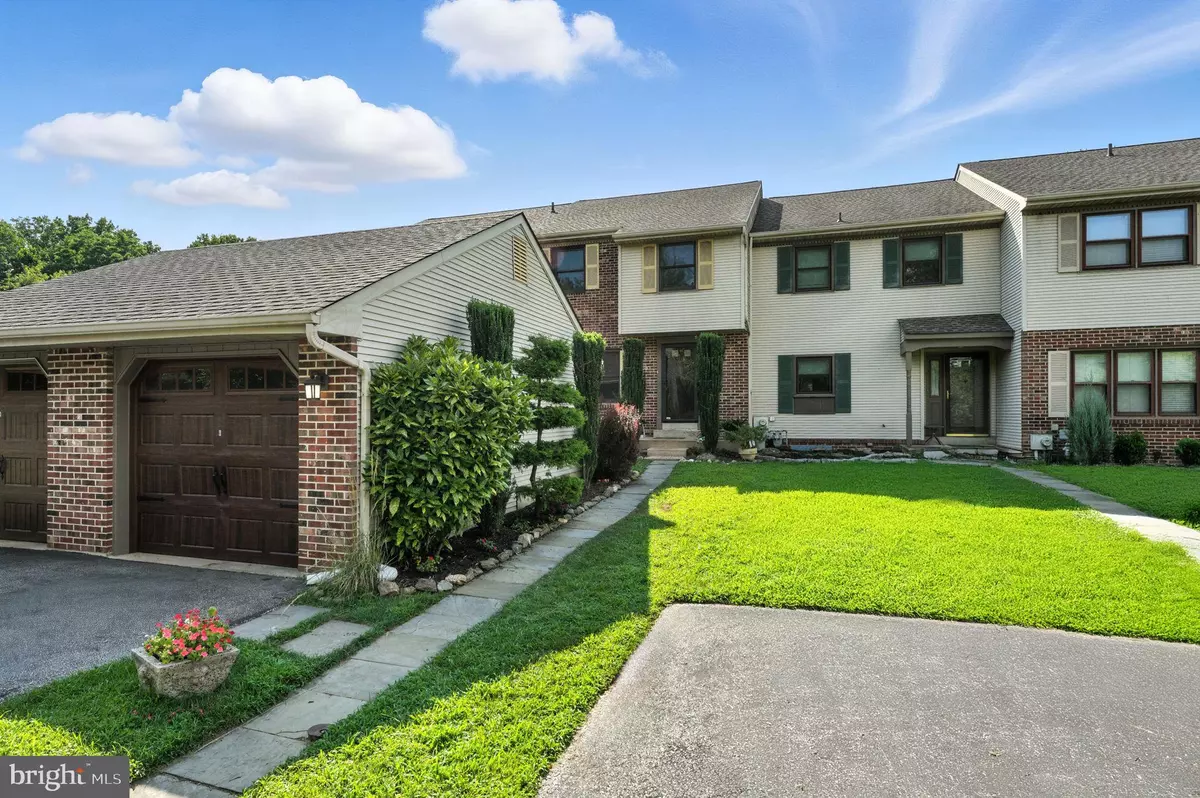 Media, PA 19063,123 CEDAR CT