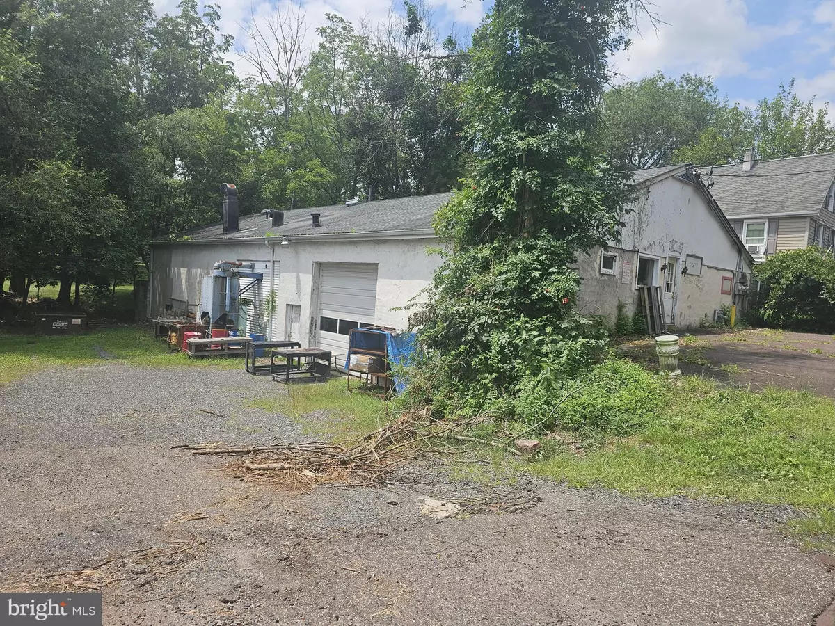 Schwenksville, PA 19473,20 MAIN ST