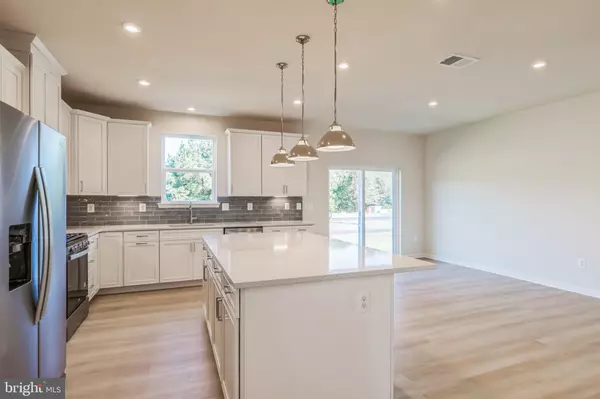 Lewes, DE 19958,22052 HEARTWOOD CIR