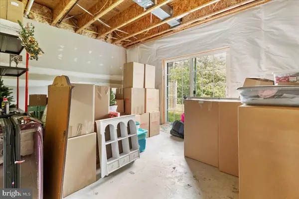 Stephenson, VA 22656,267 PATCHWORK