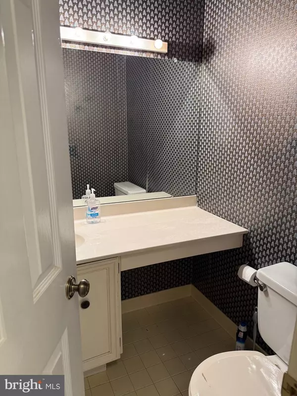 Lawrenceville, NJ 08648,11 MARVIN CT