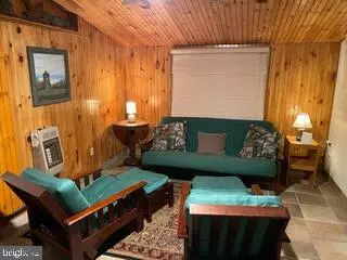 Elkton, MD 21921,379 RIVER RD #A