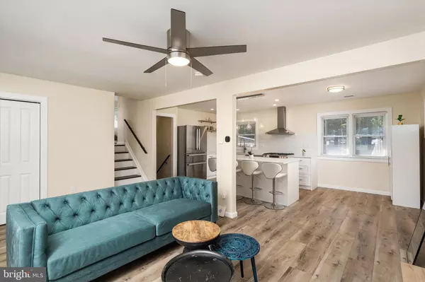 Hamilton, NJ 08620,10 VALLEY VIEW CT
