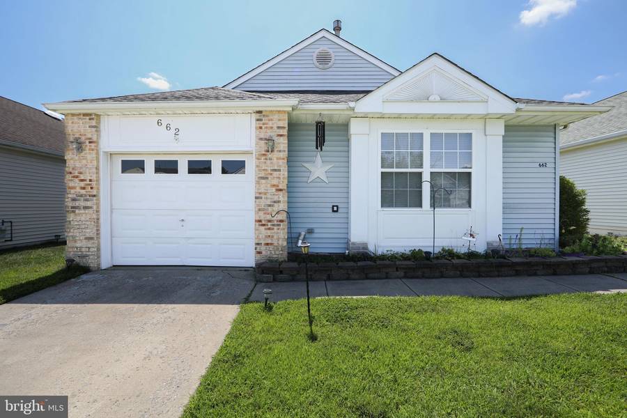 662 BARBADOS DR, Williamstown, NJ 08094